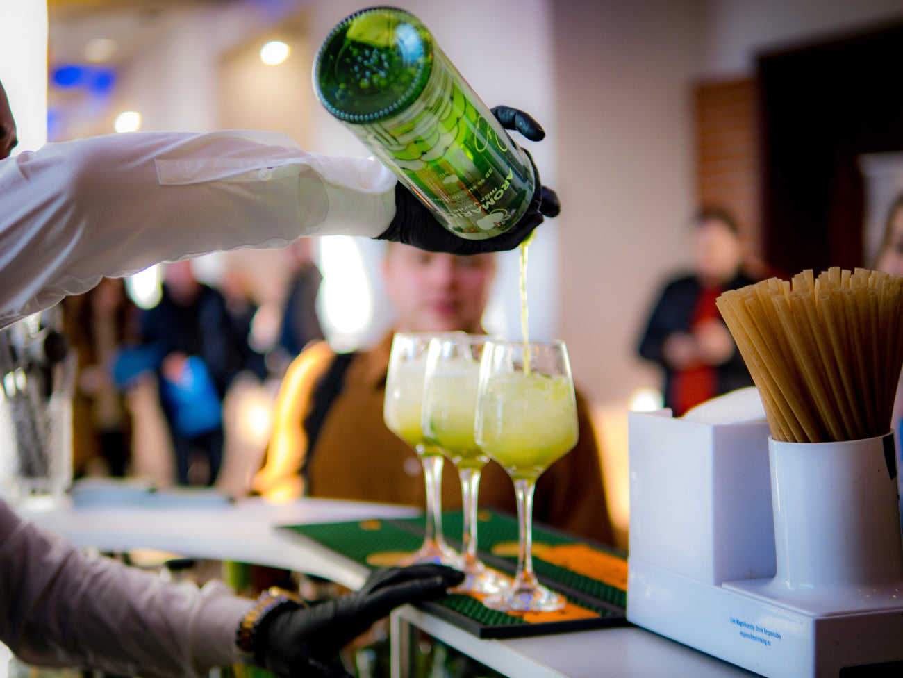 ~10 pahare / 1 L